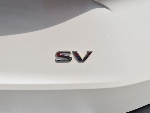 Used 2021 Nissan Rogue SV w/ Premium Package FWD image 9