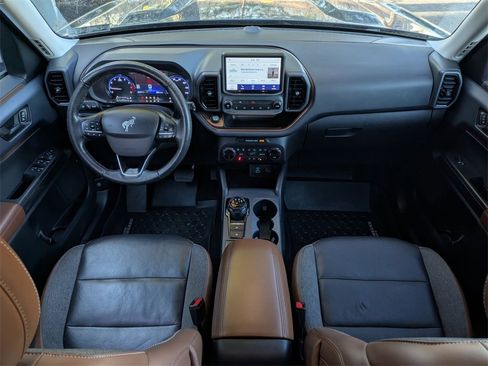 Used 2021 Ford Bronco Sport Outer Banks image 10