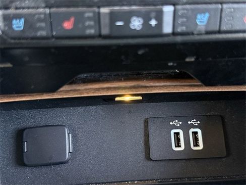 Used 2016 Ford F150 Lariat image 24