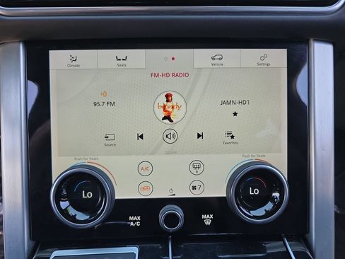 Used 2019 Land Rover Range Rover Supercharged AWD/4WD image 27