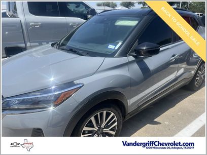 Used 2023 Nissan Kicks SR