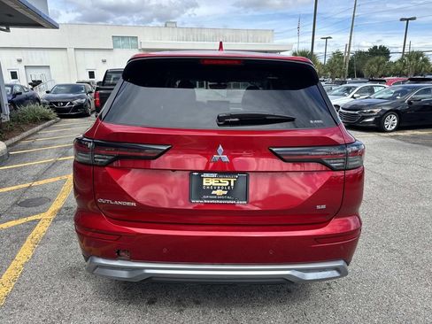 Used 2025 Mitsubishi Outlander AWD image 7