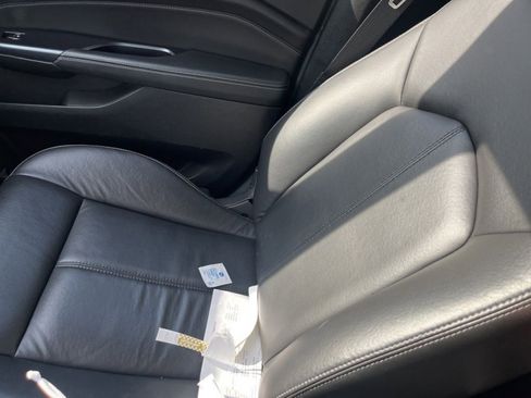 Used 2015 Cadillac SRX FWD image 17