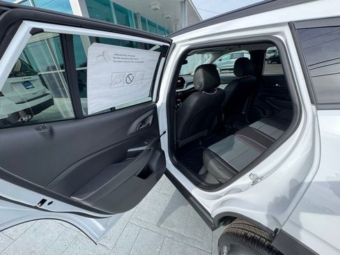 New 2026 Chevrolet Trax LT w/ Driver Confidence Package image 17