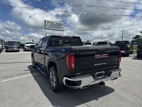 Used 2024 GMC Sierra 1500 SLT w/ SLT Premium Plus Package AWD/4WD image 12