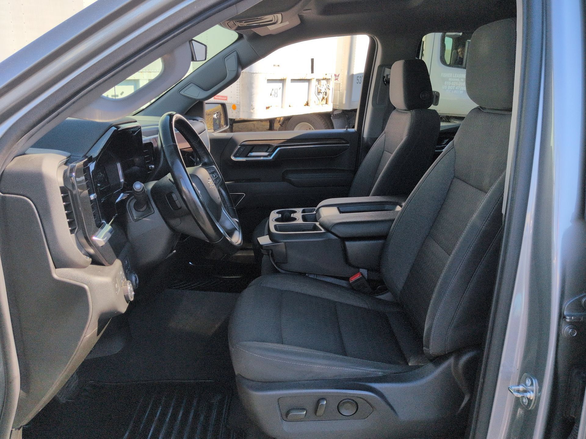 Certified 2023 Chevrolet Silverado 1500 LT AWD/4WD image 19