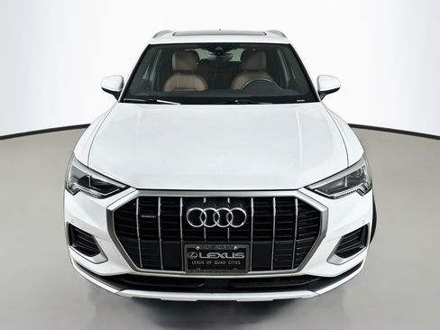 Used 2021 Audi Q3 2.0T Premium Plus w/ Premium Plus Package AWD/4WD image 2