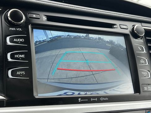 Certified 2017 Toyota Highlander SE image 25