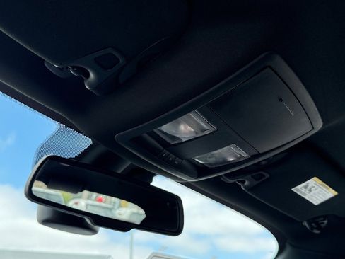 Used 2023 Dodge Challenger GT image 23