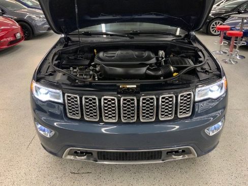 Used 2019 Jeep Grand Cherokee Overland image 38