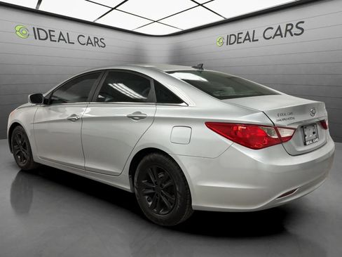 Used 2013 Hyundai Sonata GLS FWD image 3