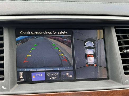 Used 2018 INFINITI QX80 4WD w/ Driver Assistance Package image 13