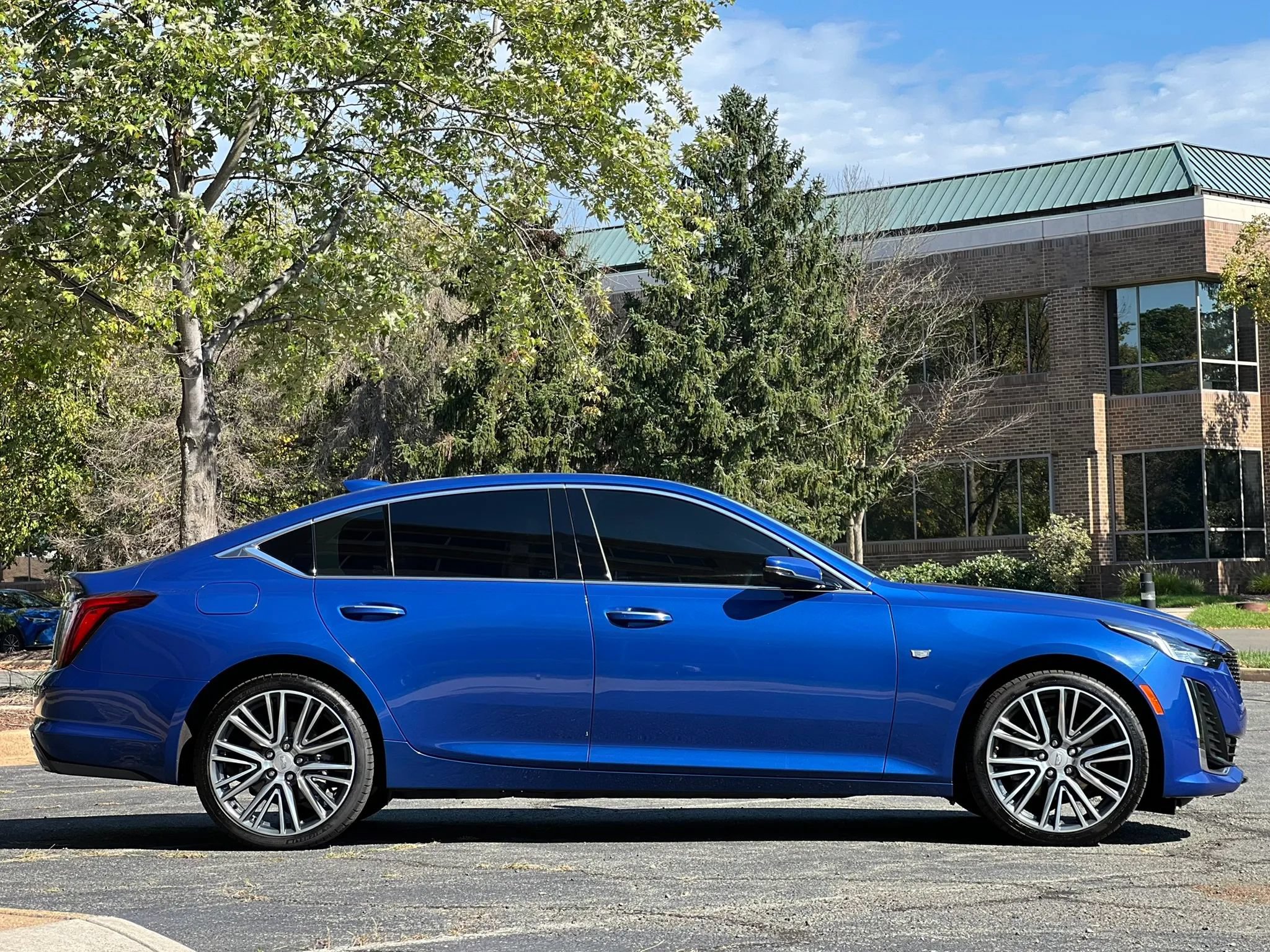 Used 2023 Cadillac CT5 Luxury AWD/4WD image 6