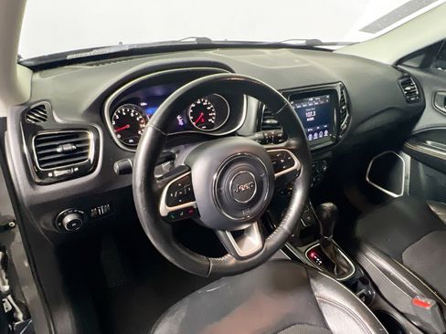 Used 2020 Jeep Compass Limited AWD/4WD image 28