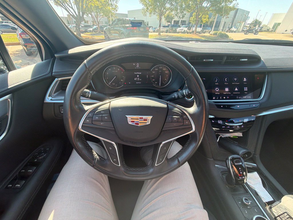 Used 2020 Cadillac XT5 Luxury w/ LPO, Premium Carpet Package FWD image 12