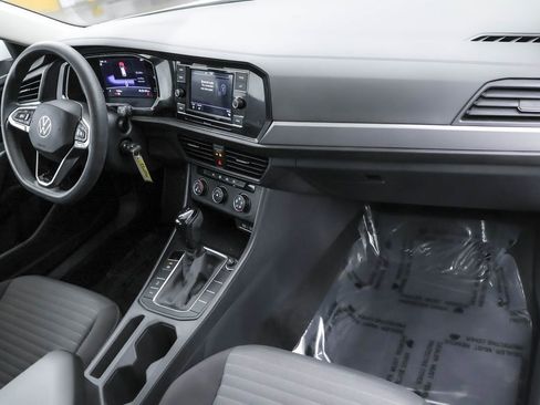Certified 2023 Volkswagen Jetta S image 22