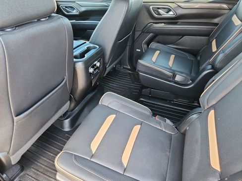 Used 2023 GMC Yukon AT4 w/ AT4 Premium Package image 13