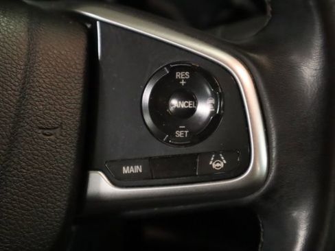 Used 2019 Honda Civic EX image 9