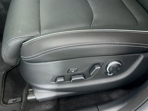 New 2025 Genesis Electrified GV70 Advanced w/ Prestige Package image 21