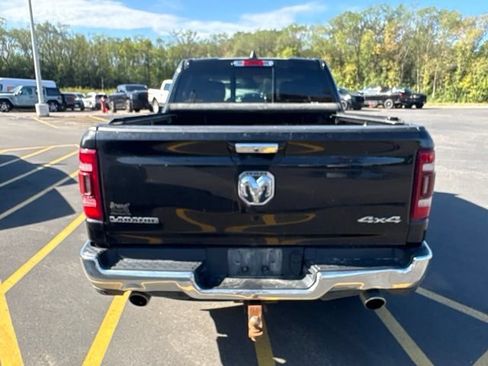Used 2022 RAM 1500 Laramie AWD/4WD image 7