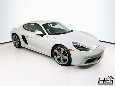 Used 2018 Porsche 718 Cayman S image 4