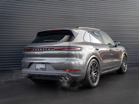 New 2026 Porsche Cayenne S AWD/4WD image 12