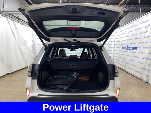 Used 2025 Subaru Forester Touring image 23