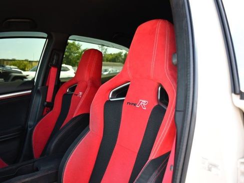 Used 2018 Honda Civic Type R image 20