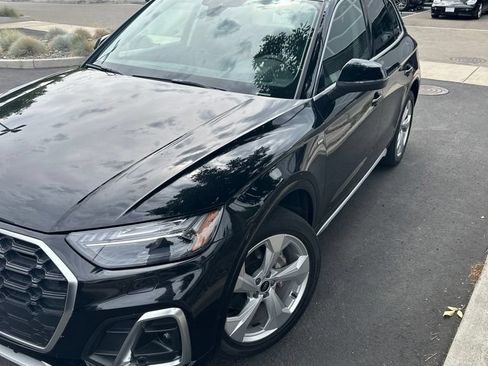 Used 2023 Audi Q5 2.0T Prestige w/ Prestige Package AWD/4WD image 1