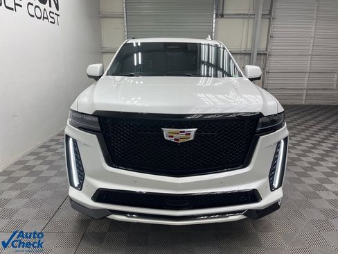 Used 2023 Cadillac Escalade V image 9