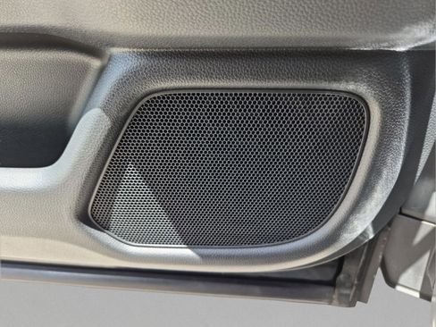 Certified 2025 Honda Pilot TrailSport image 24