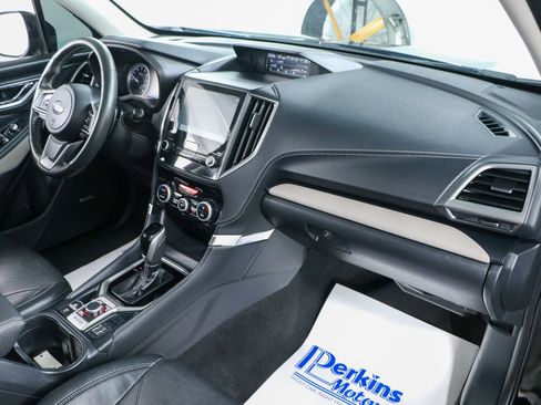 Used 2024 Subaru Forester Limited w/ Convenience Package image 26