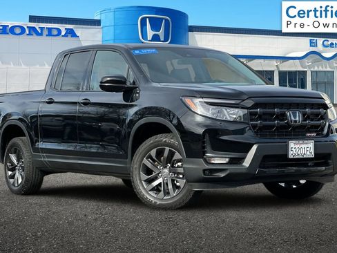 Used 2025 Honda Ridgeline Sport image 1