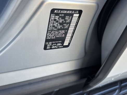 New 2026 Nissan Armada SL w/ Captain's Chari Seat Package image 33