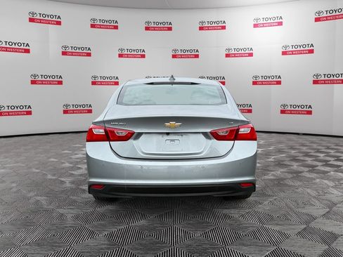 Used 2024 Chevrolet Malibu LT FWD image 6