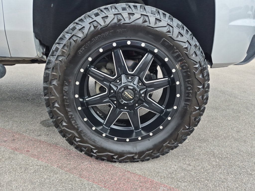 Used 2018 Chevrolet Tahoe LT AWD/4WD image 13