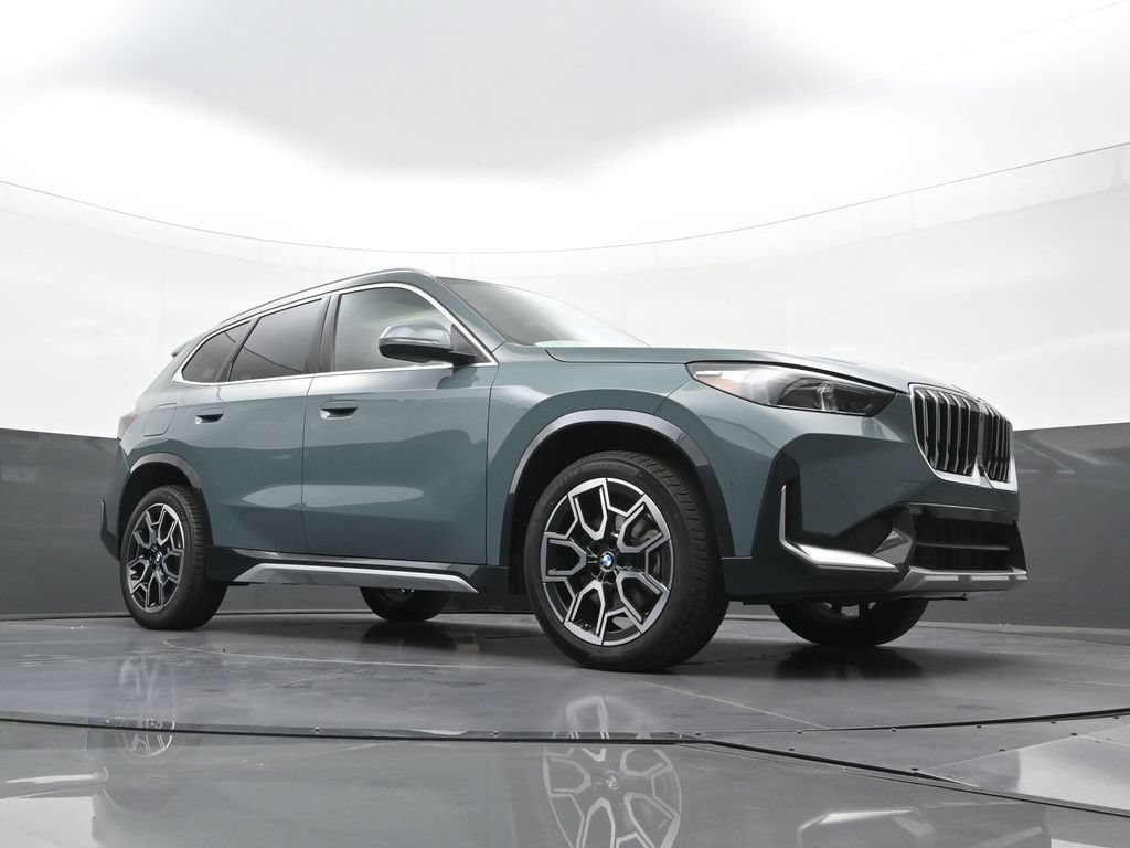 Used 2026 BMW X1 xDrive28i w/ Technology Package AWD/4WD image 21