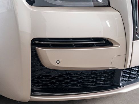 Used 2023 Rolls-Royce Ghost Black Badge w/ Black Badge Ghost Package image 23