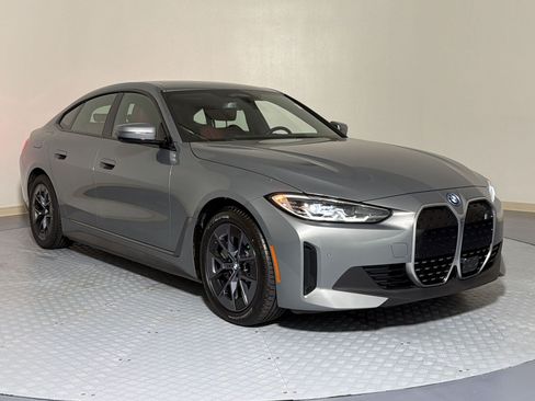 Used 2023 BMW i4 eDrive35 RWD image 7
