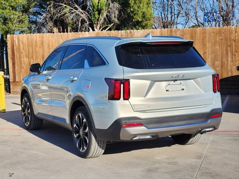 New 2026 Kia Sorento EX w/ EX Premium Package image 3