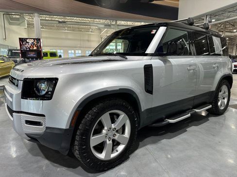 Used 2020 Land Rover Defender 110 First Edition AWD/4WD image 15