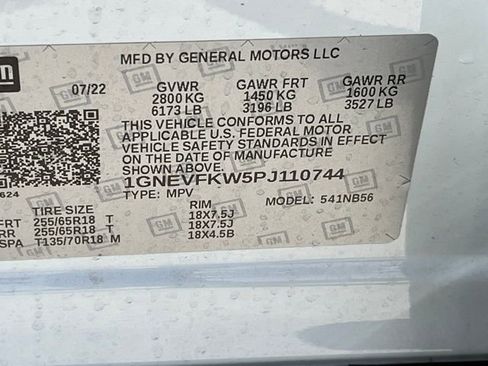 Used 2023 Chevrolet Traverse LS w/ Safety Package AWD/4WD image 5