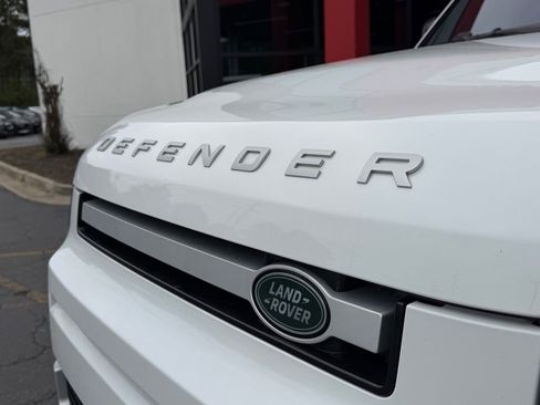 Used 2020 Land Rover Defender 110 SE AWD/4WD image 2