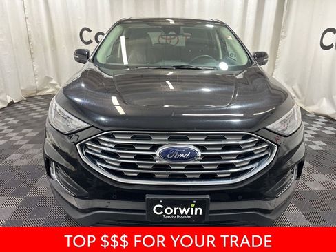Used 2024 Ford Edge Titanium image 2