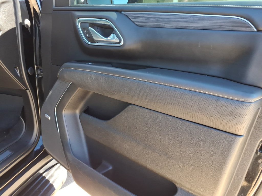 Used 2023 GMC Yukon SLT RWD image 11