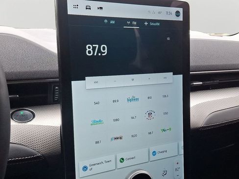 Used 2022 Ford Mustang Mach-E Select image 18