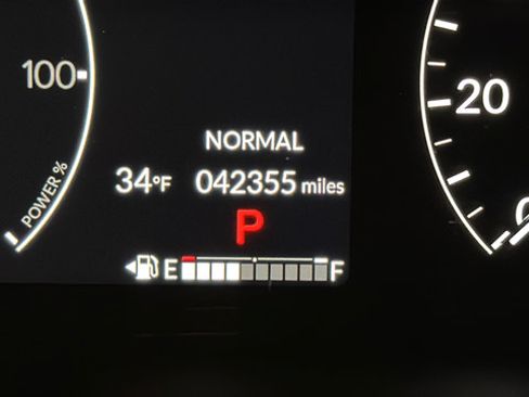 Used 2023 Honda CR-V Sport Touring image 10