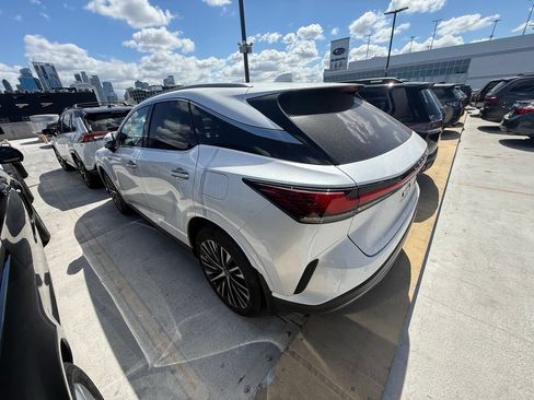 Used 2023 Lexus RX 350 Premium Plus w/ Accessory Package (Z1) FWD image 4