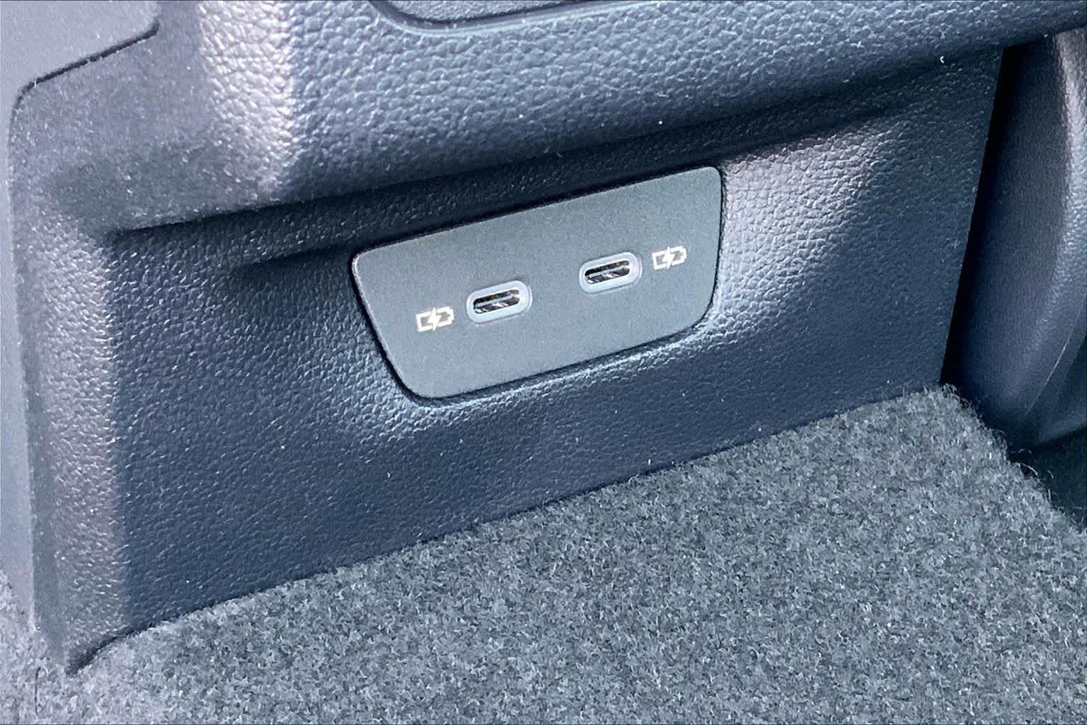 New 2026 Volkswagen GTI SE FWD image 20