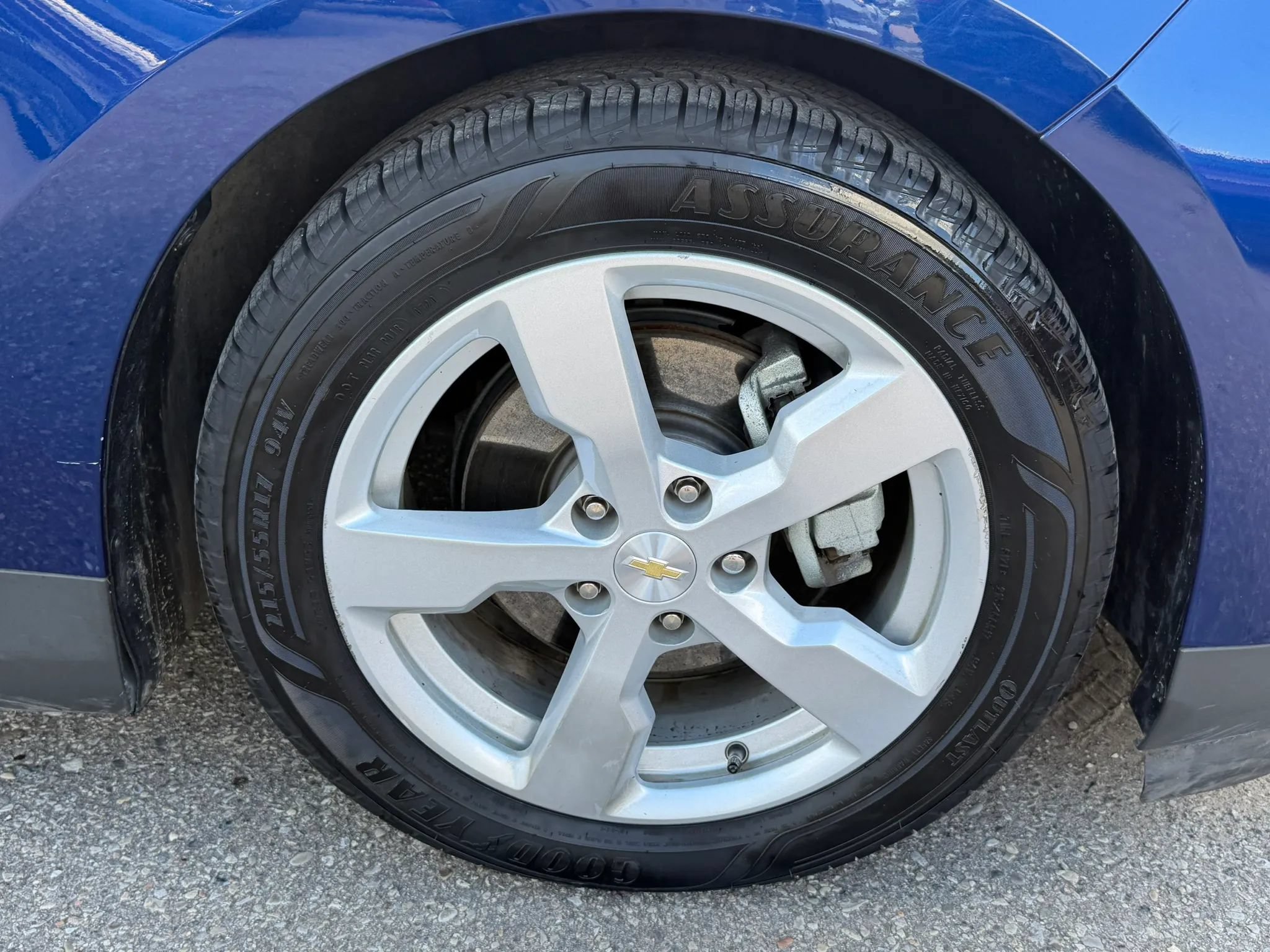 Used 2013 Chevrolet Volt w/ Comfort Package FWD image 12
